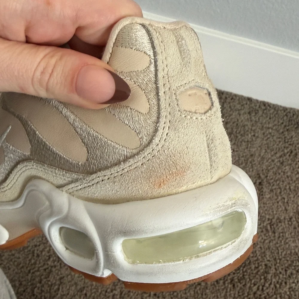 Nike Air Max Plus tan